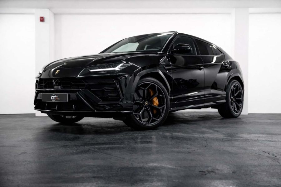 Lamborghini Urus Performante for rent in Mallorca with Alphas Luxury