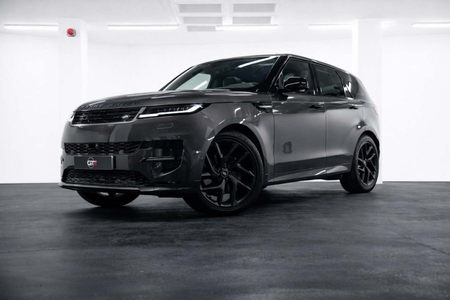 Range Rover Sport for rent in Mallorca with Alphas Luxury